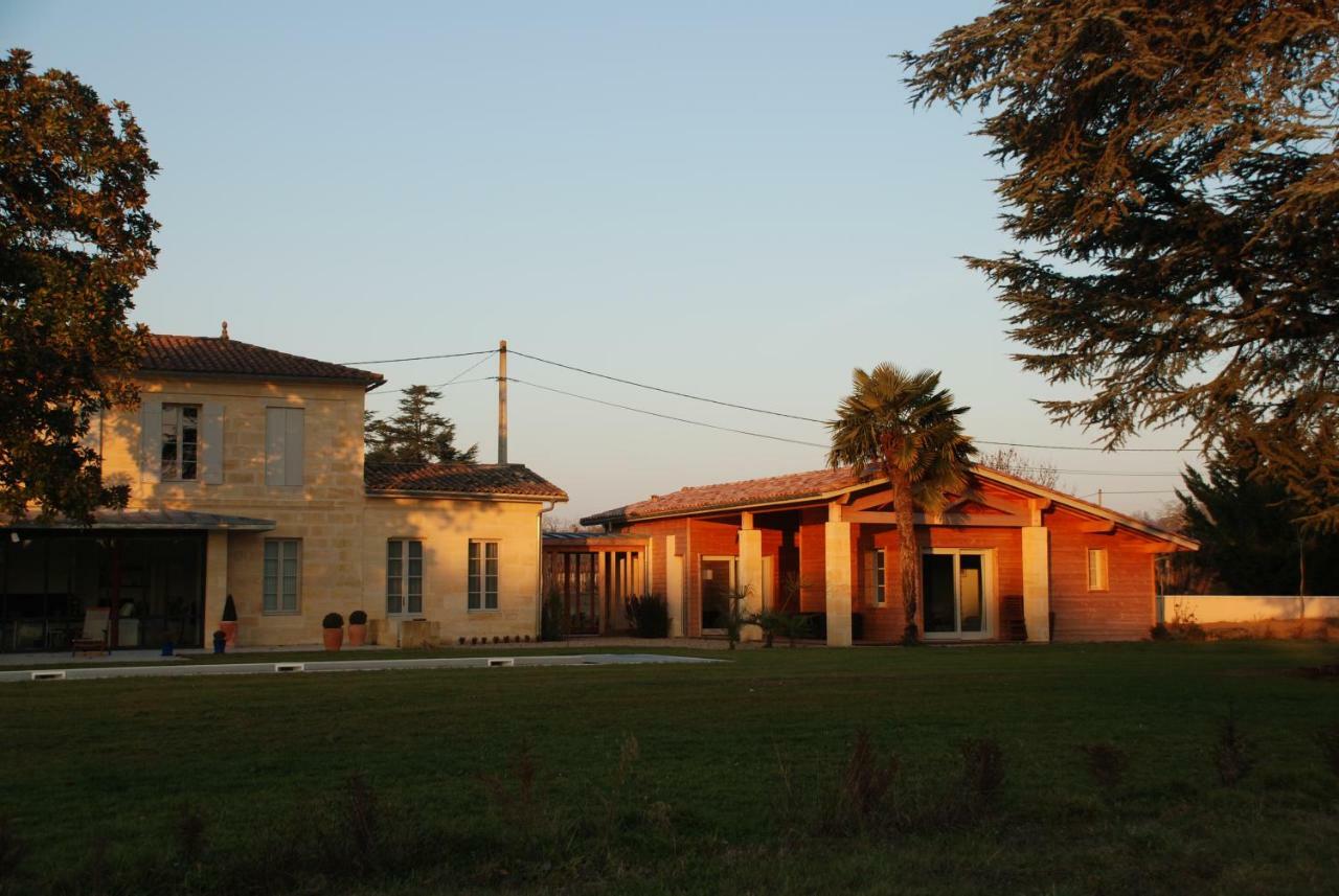 Bed and Breakfast Les Ambèles Saint-Magne-de-Castillon Esterno foto