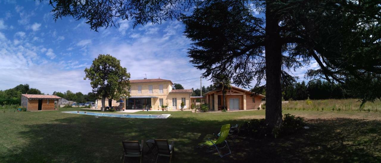 Bed and Breakfast Les Ambèles Saint-Magne-de-Castillon Esterno foto