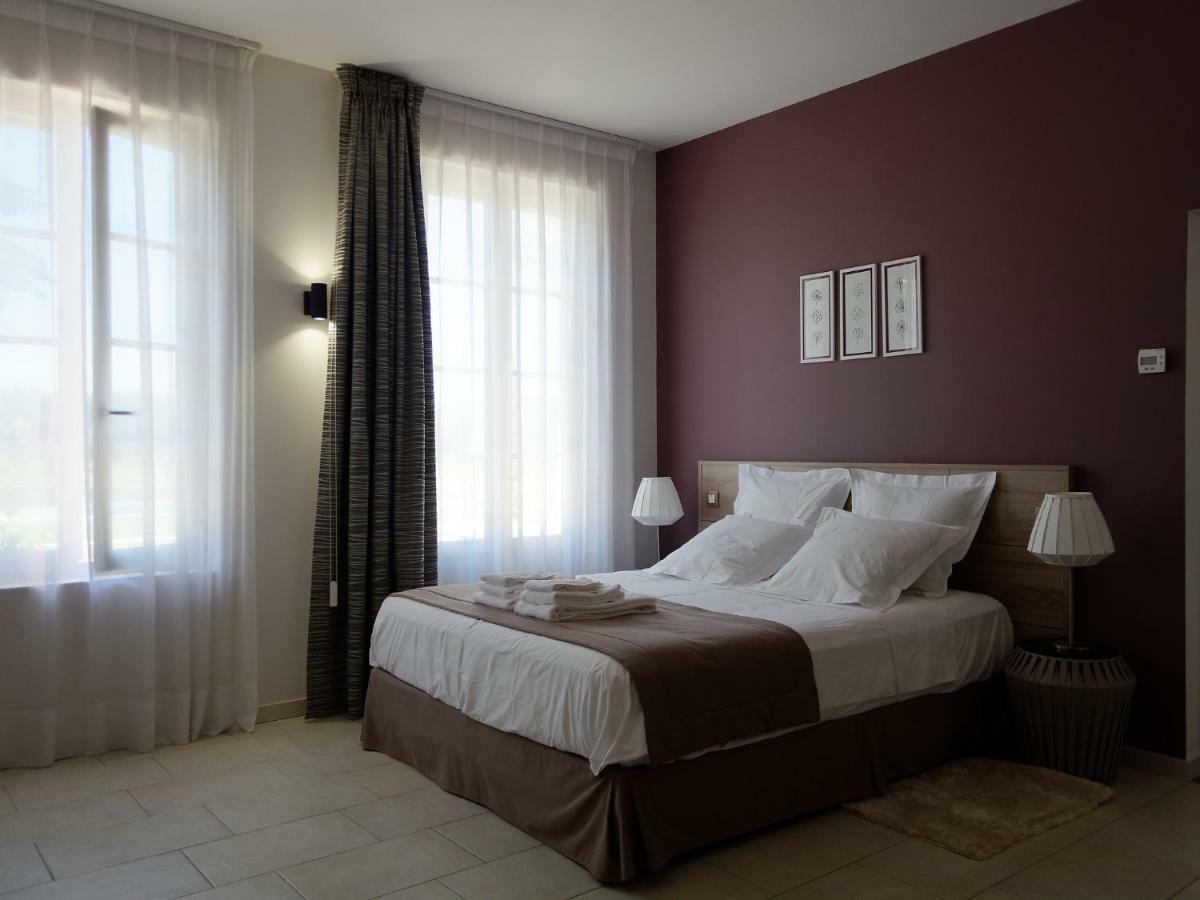 Bed and Breakfast Les Ambèles Saint-Magne-de-Castillon Esterno foto